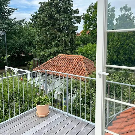 Dom wakacyjny Charming House With Garden And Terrace On Amager